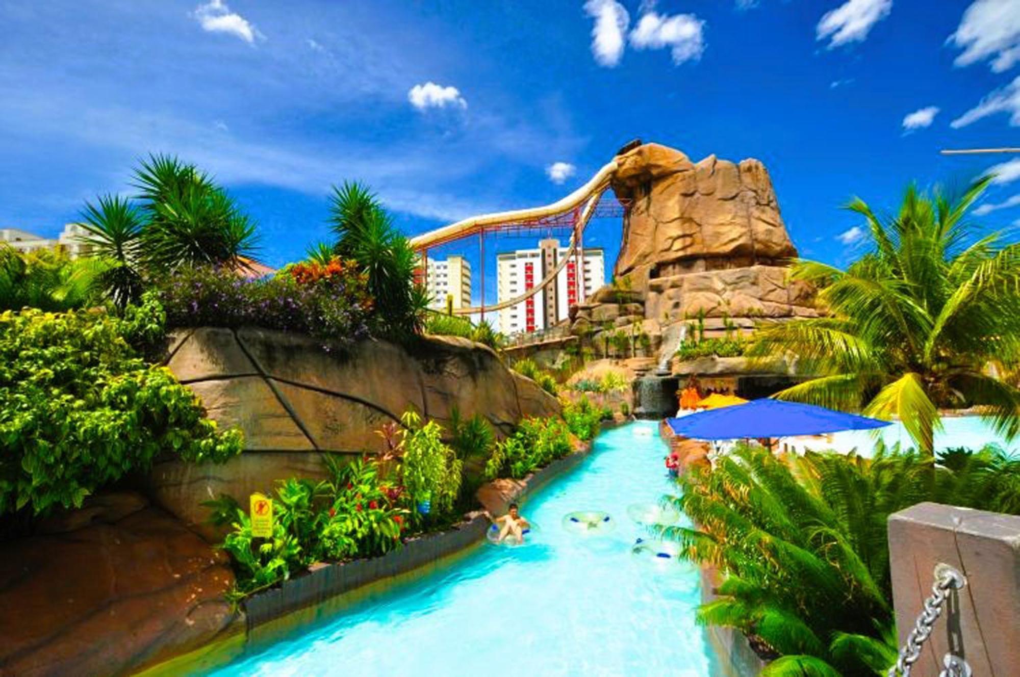 Piazza Diroma - Cortesia Park Diroma, Splash E Slide Caldas Novas Bagian luar foto