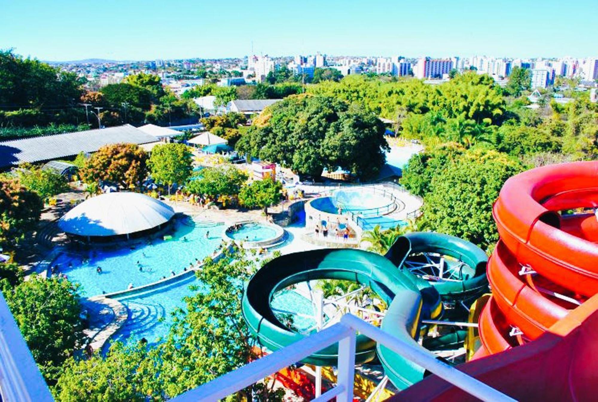 Piazza Diroma - Cortesia Park Diroma, Splash E Slide Caldas Novas Bagian luar foto