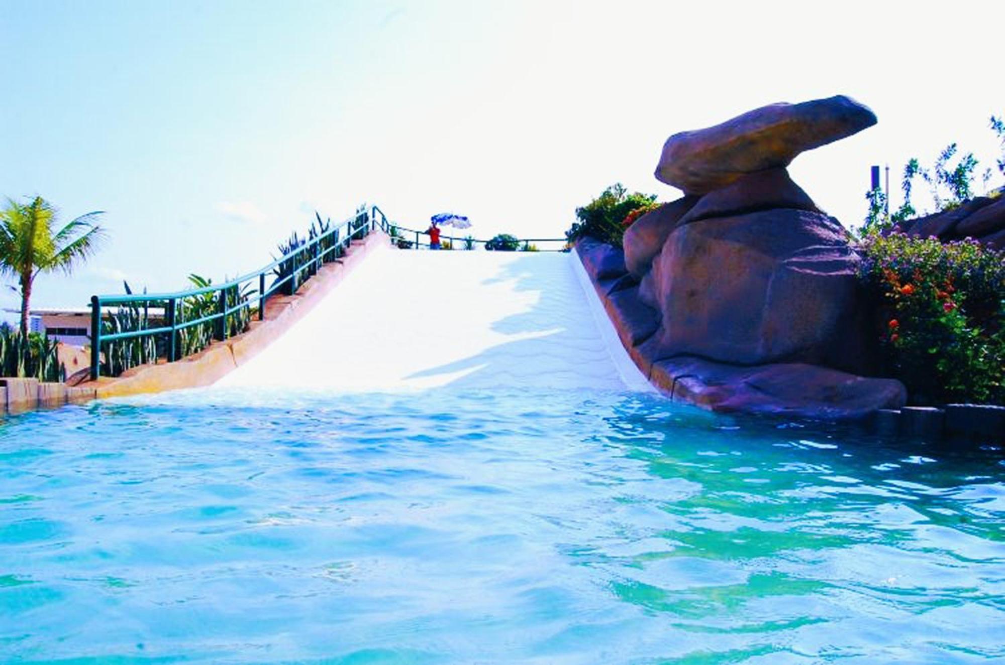 Piazza Diroma - Cortesia Park Diroma, Splash E Slide Caldas Novas Bagian luar foto