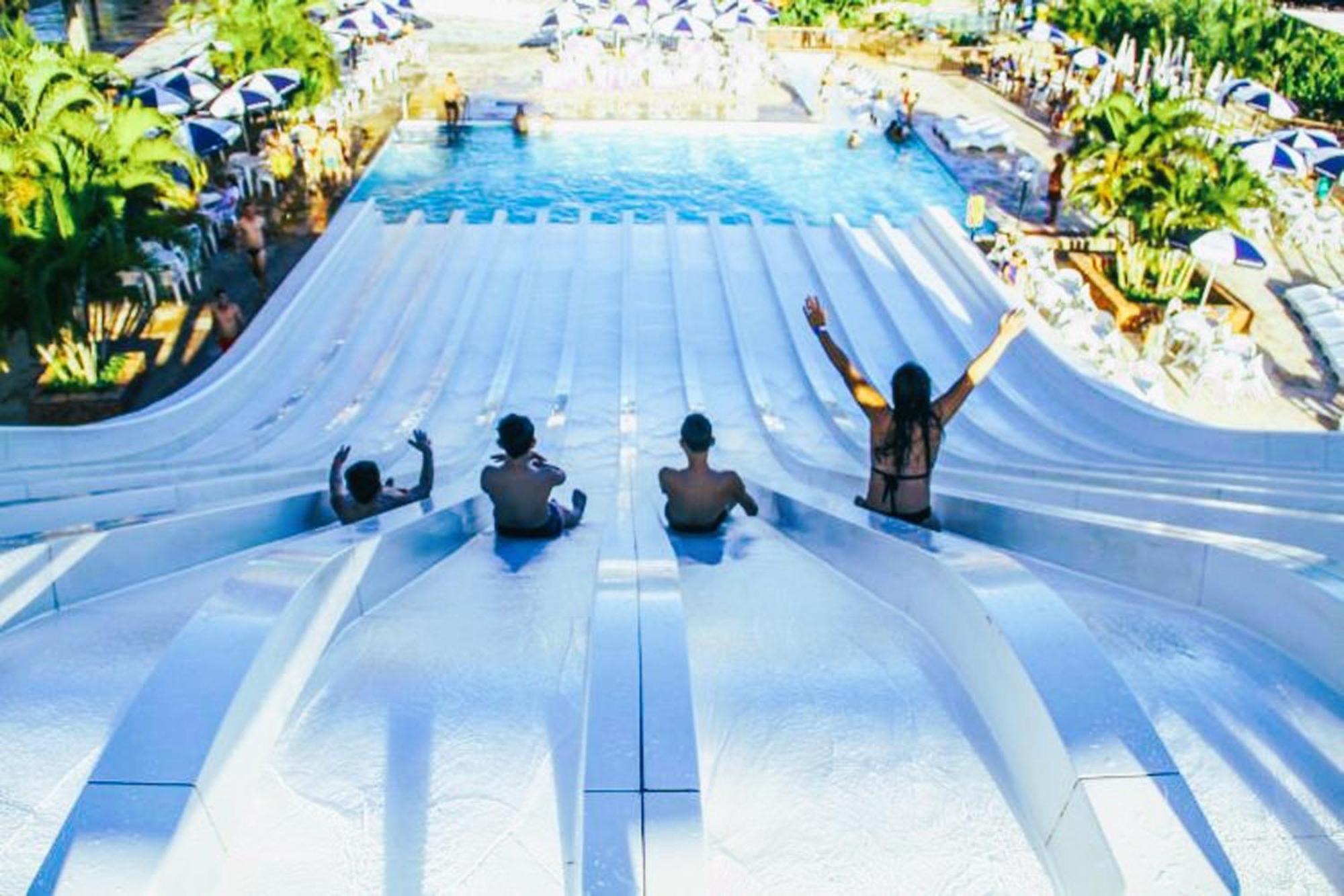 Piazza Diroma - Cortesia Park Diroma, Splash E Slide Caldas Novas Bagian luar foto