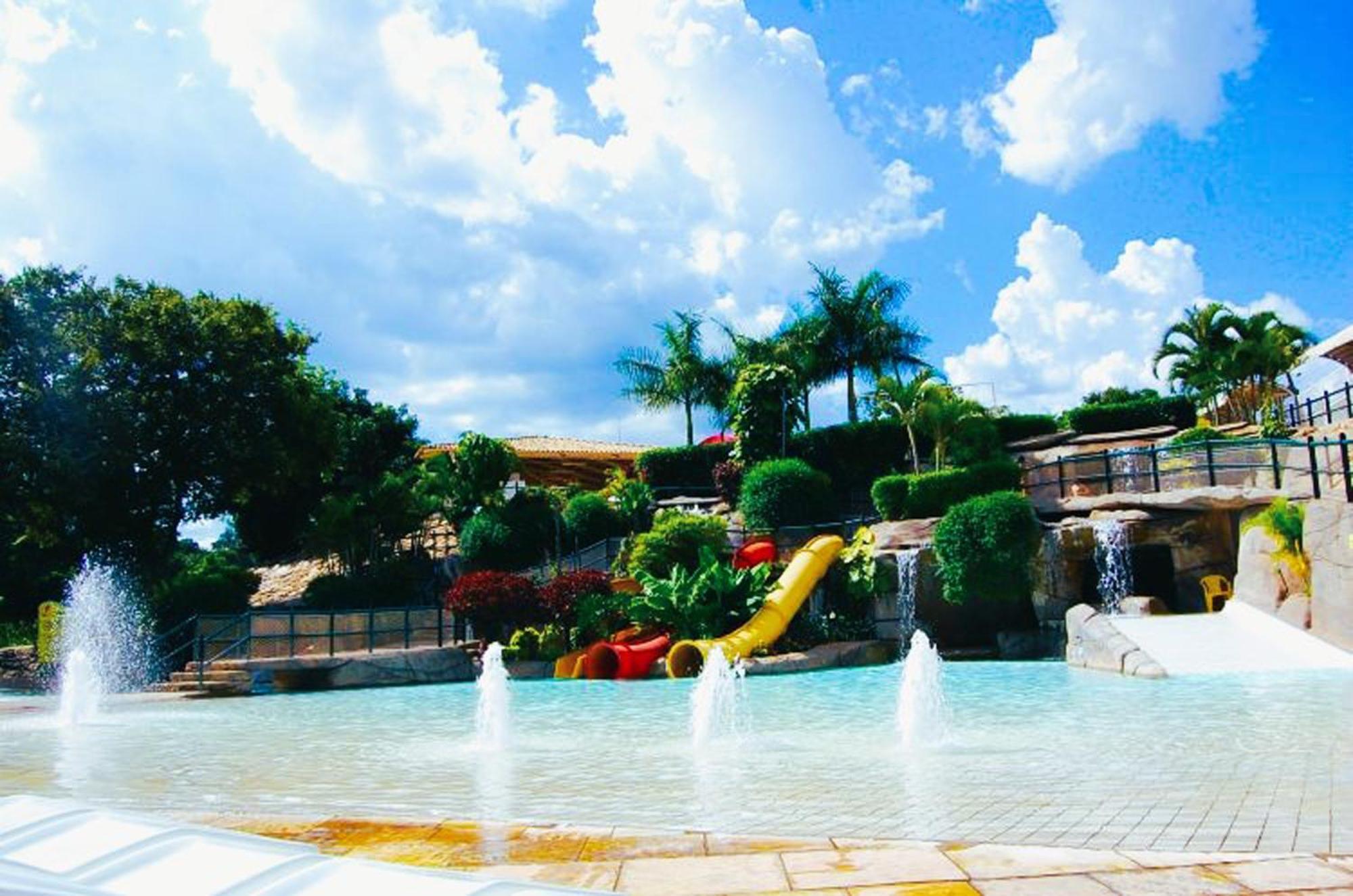 Piazza Diroma - Cortesia Park Diroma, Splash E Slide Caldas Novas Bagian luar foto