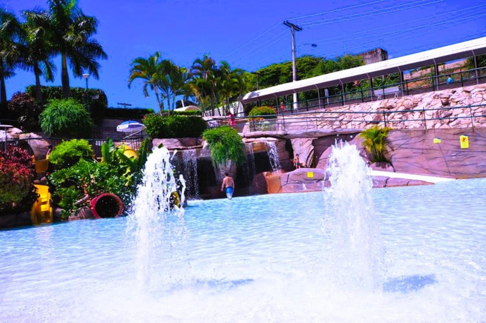 Piazza Diroma - Cortesia Park Diroma, Splash E Slide Caldas Novas Bagian luar foto