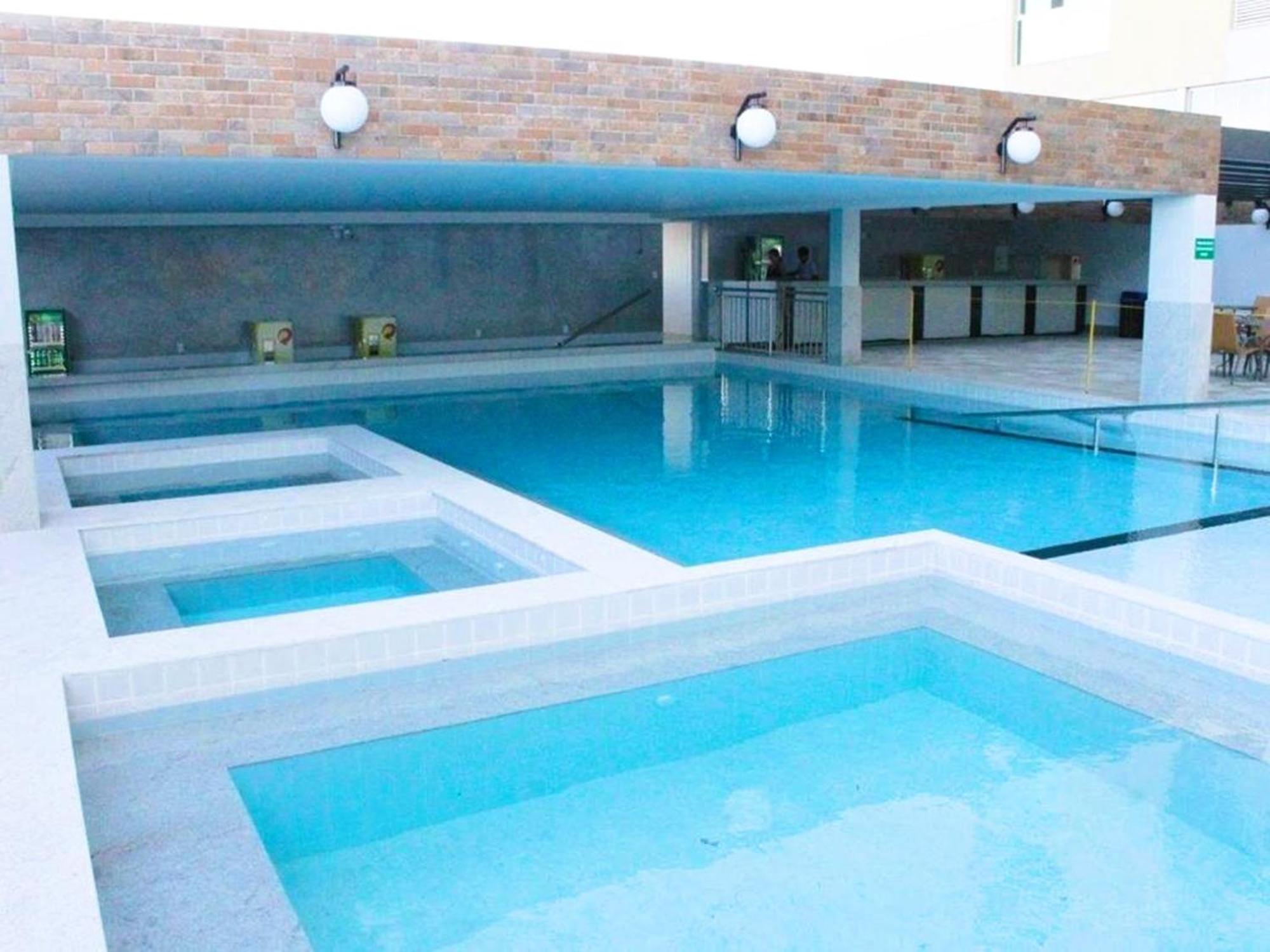 Piazza Diroma - Cortesia Park Diroma, Splash E Slide Caldas Novas Bagian luar foto