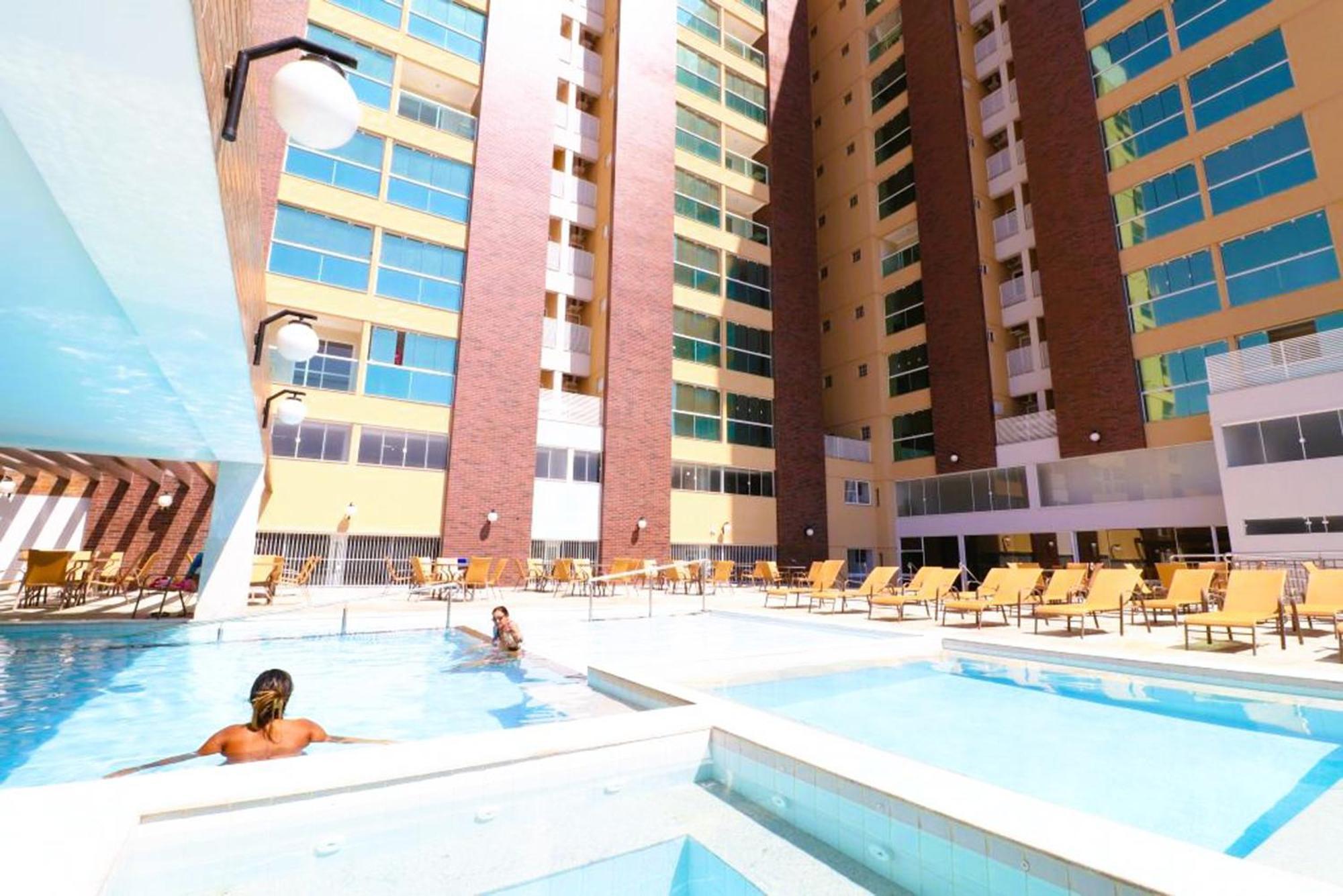 Piazza Diroma - Cortesia Park Diroma, Splash E Slide Caldas Novas Bagian luar foto